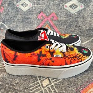 Vans Authentic Stackform Tie Dye Platform Women's size 9.5 Lace up Sneaker NEW
